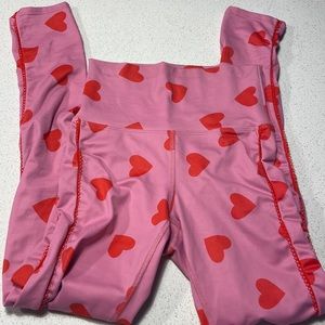 Beach riot heart leggings